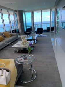Comprar apartamento en Jade Ocean 3808