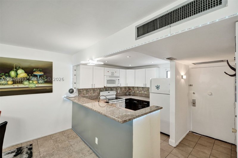 Property photo # 2