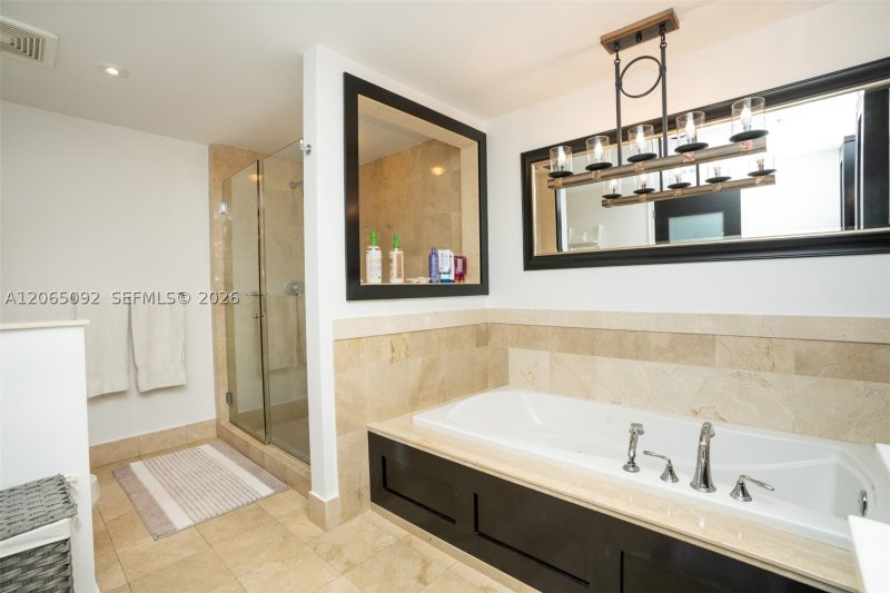 Apartment for rent at Ritz Carlton Coconut Grove 1607