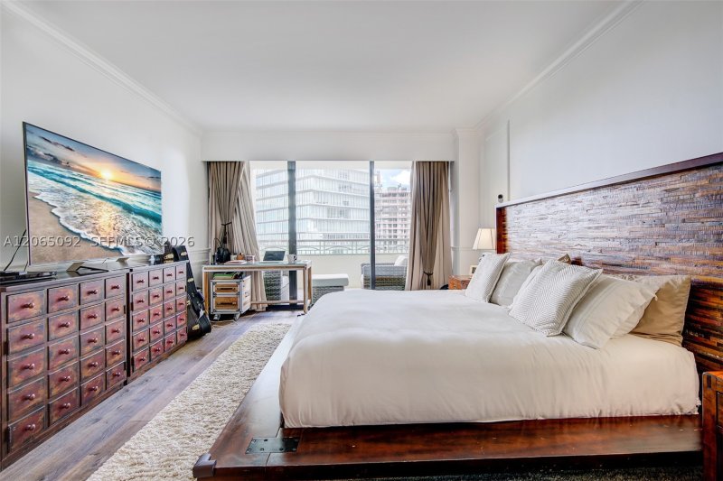 Apartment for rent at Ritz Carlton Coconut Grove 1607