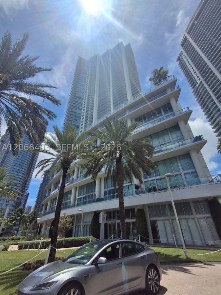 Comprar apartamento no Mint at Riverfront 3808