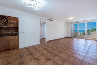 Comprar apartamento en Parker Dorado 310