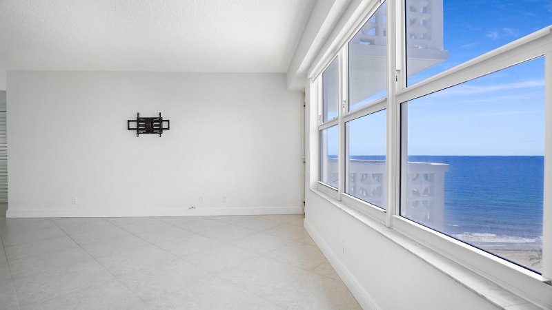 Condo for sale at Ocean Summit 1509