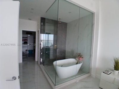 Comprar apartamento no Aria Reserve Miami 204-A