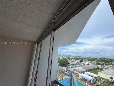 Comprar apartamento no Grandview Palace 2220