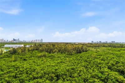 Comprar apartamento no One Fifty One at Biscayne 1604