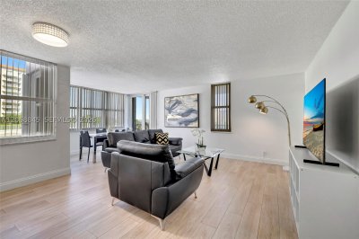 Aluguel de apartamento no Berkley South 6A