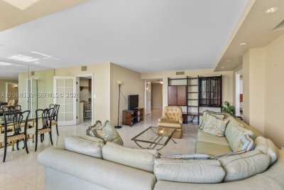 Bayshore Place Apt #601A