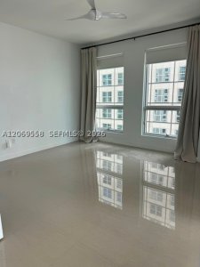 Alquiler de apartamento en Met 1 T-2416
