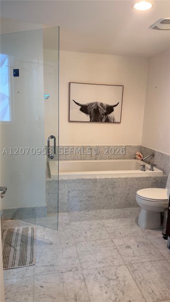 Condo for sale at Vizcayne South Tower 902