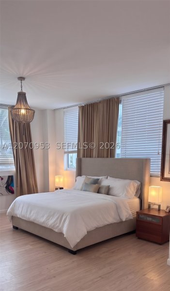 Condo for sale at Vizcayne South Tower 902