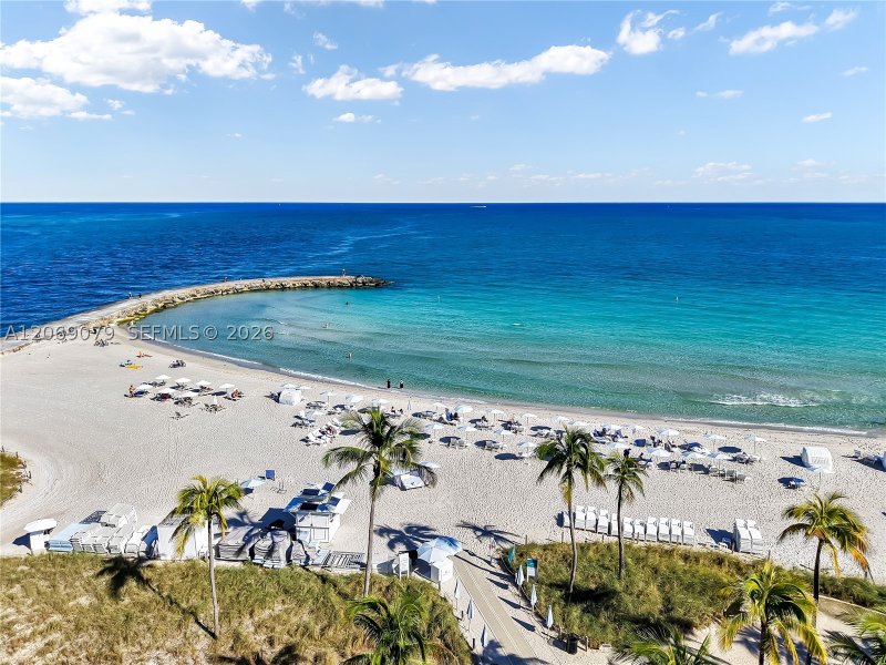 Condo for sale at Ritz Carlton One Bal Harbour 402