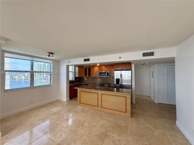 Comprar apartamento en Isola Brickell Key 2016