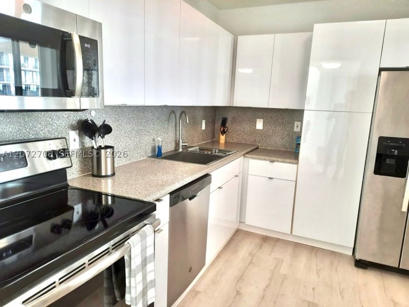Apartment for rent at Surfside Palms 512