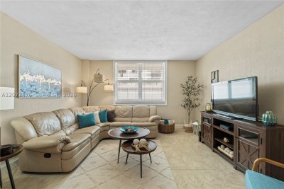 Aluguel de apartamento no Galt Towers 1L