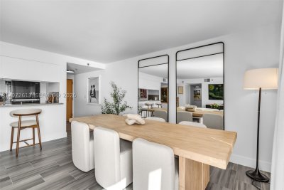 Comprar apartamento no The Club At Brickell Bay 2501