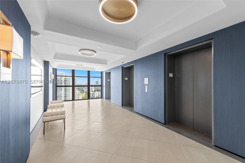 Condo for sale at Nine Island Avenue 2207