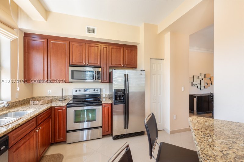 Condo for sale at Alaqua 417