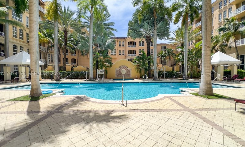 Condo for sale at Alaqua 417