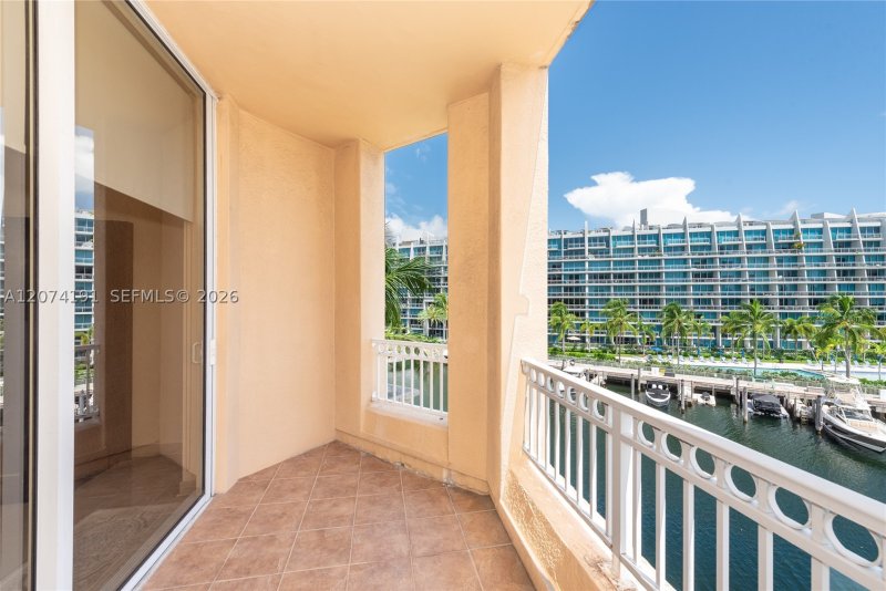 Condo for sale at Alaqua 417
