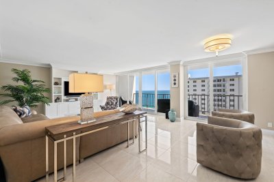 Comprar apartamento no Plaza South 14K