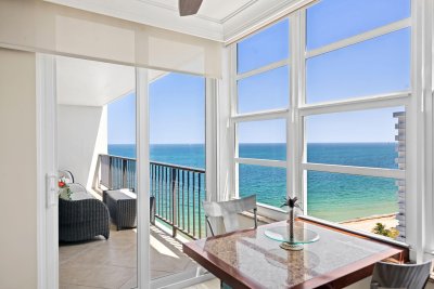 Comprar apartamento no Plaza South 14K