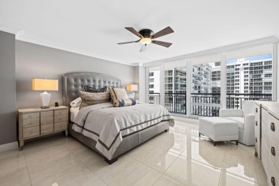 Comprar apartamento no Plaza South 14K