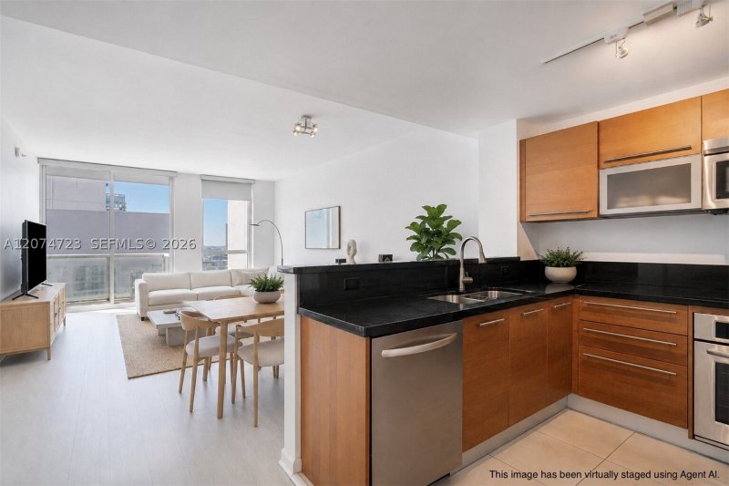 Condo for sale at Vizcayne South Tower 3104