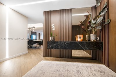 Comprar apartamento en Parque Towers at St. Tropez 5-2403