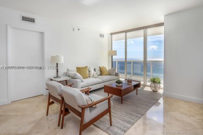 Alquiler de apartamento en Beach Club Two 3704