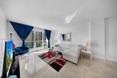 Comprar apartamento en Tides Hollywood Beach 9J