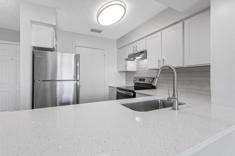 Property photo # 9
