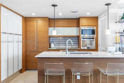 Comprar apartamento no Mei Miami Beach Condo 903