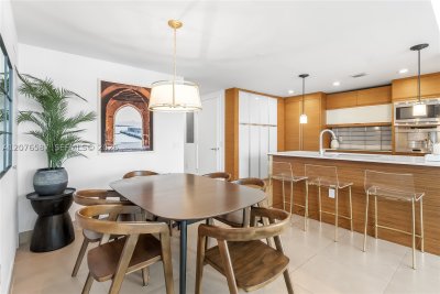 Comprar apartamento no Mei Miami Beach Condo 903