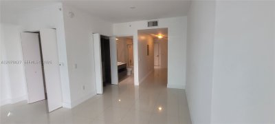 Alquiler de apartamento en 1100 Millecento 3105