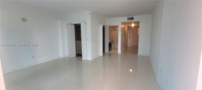 Alquiler de apartamento en 1100 Millecento 3105