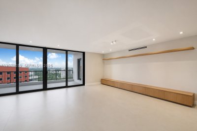 Aluguel de apartamento no Villa Regina PH106