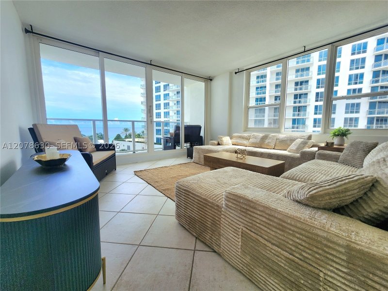 Alquiler de apartamento en Alexander Towers 621