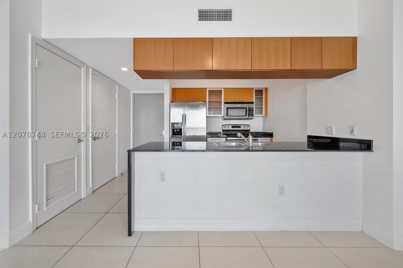 Condo for sale at Opera Tower 4011