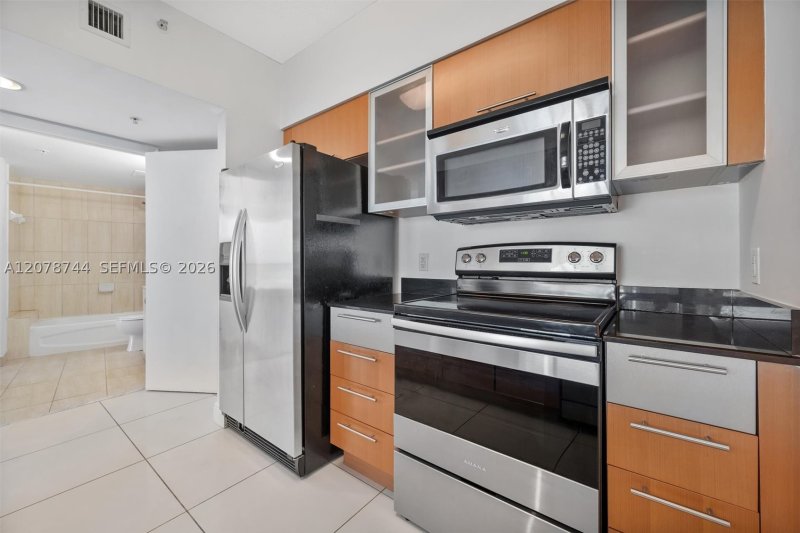 Condo for sale at Opera Tower 4011