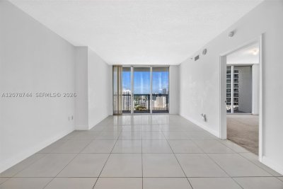 Comprar apartamento en Opera Tower 4011