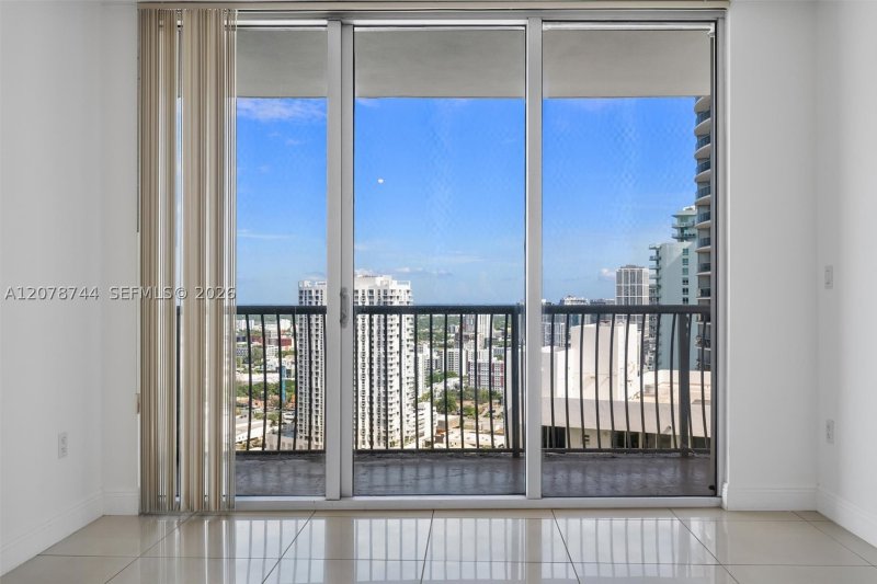 Condo for sale at Opera Tower 4011