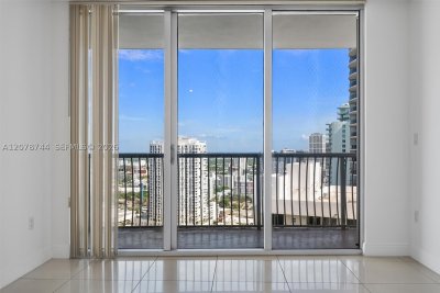 Comprar apartamento en Opera Tower 4011