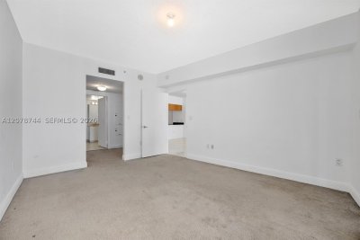 Comprar apartamento en Opera Tower 4011