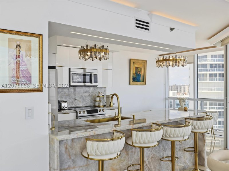 Apartment for rent at Oceania 1 2016