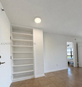 Comprar apartamento en Palms of Key Biscayne 5C
