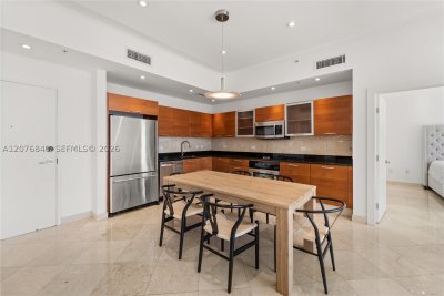 Aluguel de apartamento no Midtown Miami 2 H2210