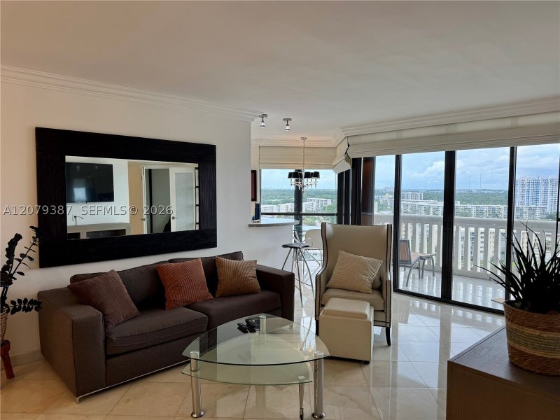 Aluguel de apartamento no 1000 Williams Island 1510