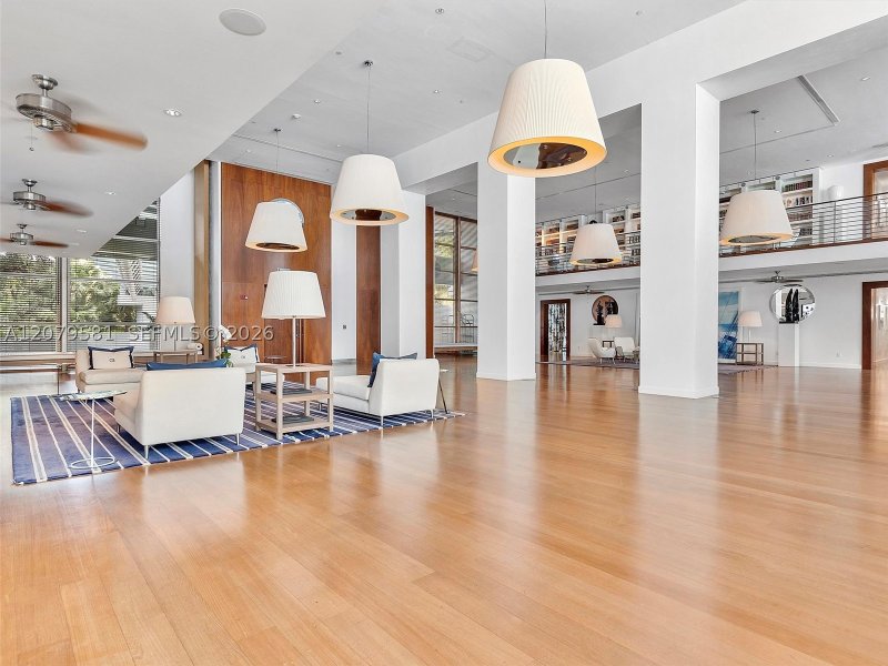 Alquiler de apartamento en Grovenor House 2106