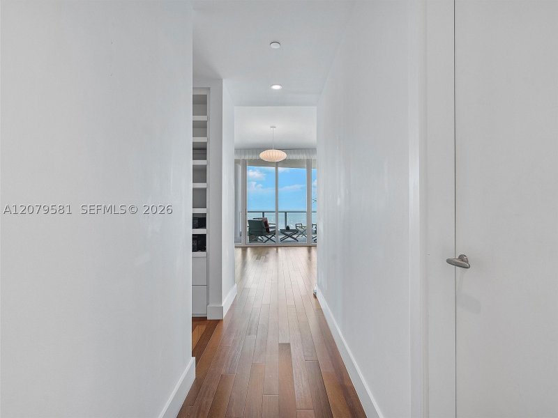 Apartment for rent at Grovenor House 2106